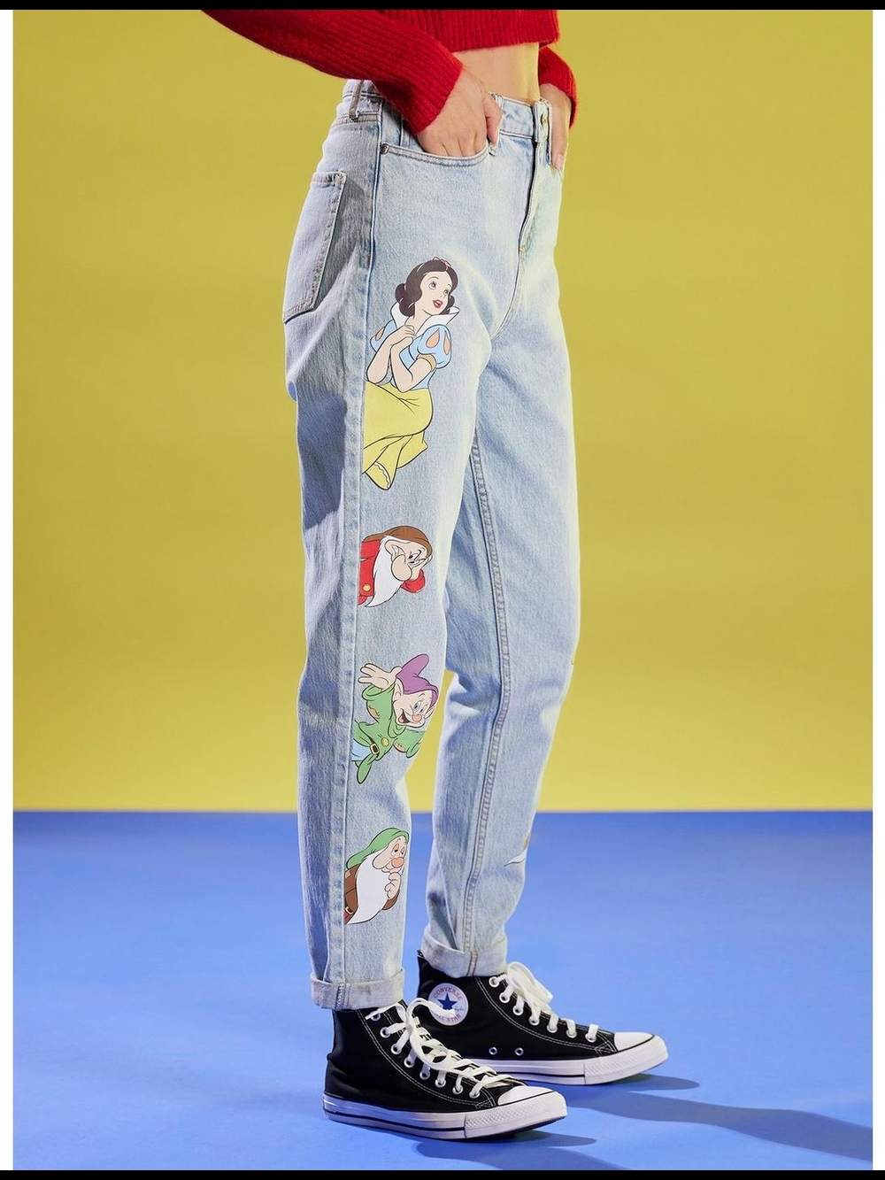Disney Her Universe Snow White Pants